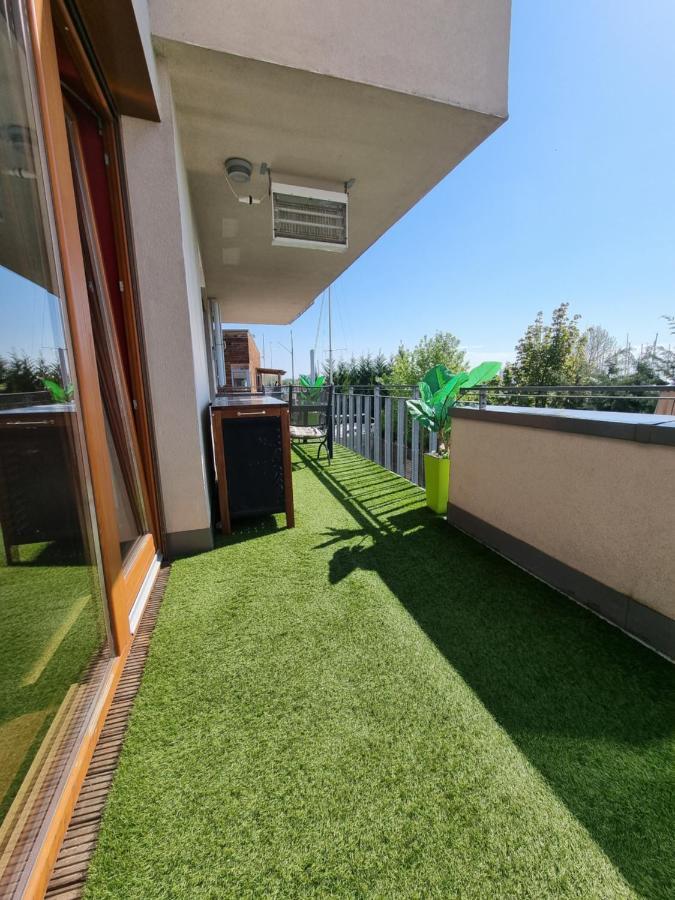 Bilberry Apartman Aparthotel Balatonfured Exterior photo